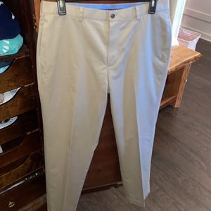 Brooks Brothers 36/32 light weight advantage chino Clark 100% cotton khaki pants